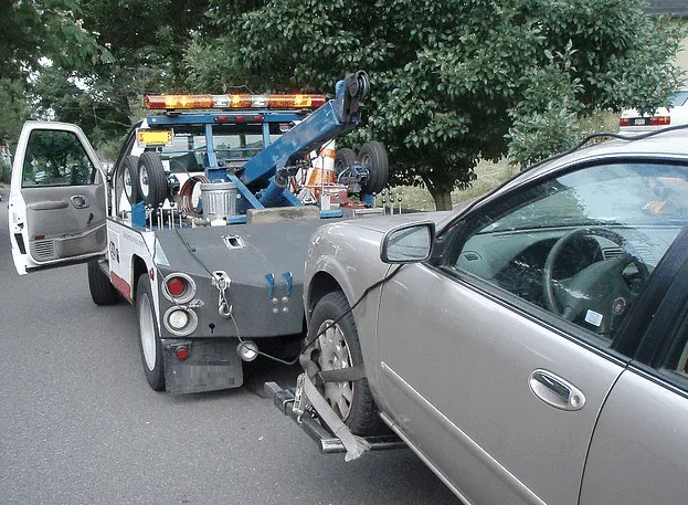Logan philladilphia pa junk car removal for cash & free towing